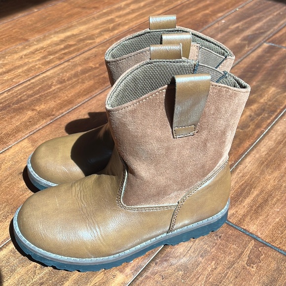 Cat & Jack Boots - Picture 1 of 5